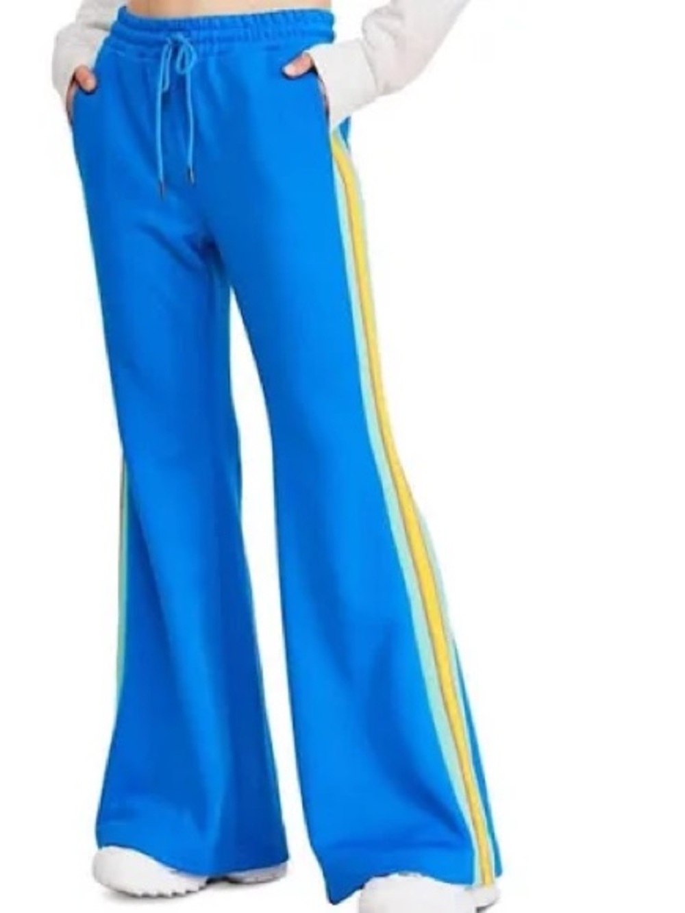 FREE PEOPLE Shes A Rainbow Sport Flare in Blue size small